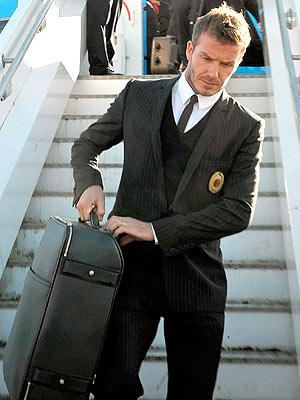 HANDLE WITH CARE photo | David Beckham
