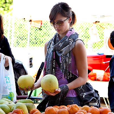 FRUITS OF HER LABOR photo | Jessica Alba