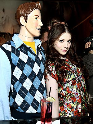 TOO CLOTHES FOR COMFORT photo | Michelle Trachtenberg
