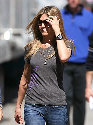 ARMED & READY photo | Jennifer Aniston