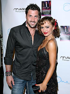 'CAN'-DO SPIRIT photo | Karina Smirnoff, Maksim Chmerkovskiy