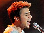 Kris Allen (Top 40) Hits a Homerun!
