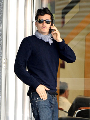 TAKING THE CALL photo | Orlando Bloom