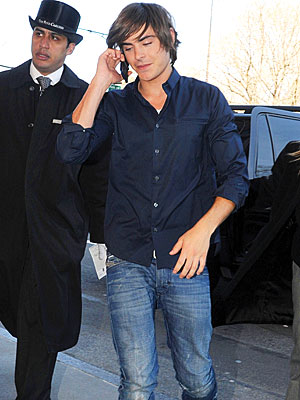 GIFT OF GAB photo | Zac Efron