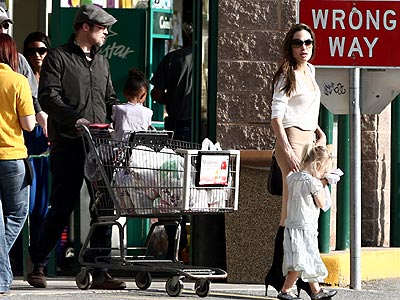 SECRET SHOPPERS photo | Angelina Jolie, Brad Pitt