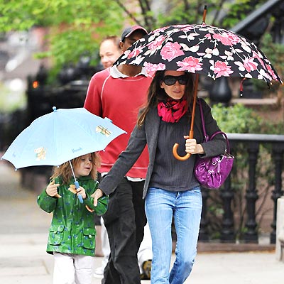 WEATHER PROOF photo | Sarah Jessica Parker