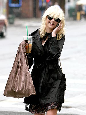 COFFEE TALK photo | Taylor Momsen