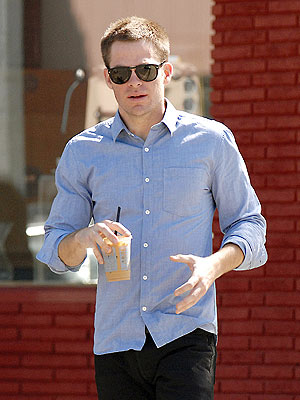 COFFEE BREAK photo | Chris Pine