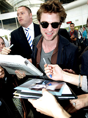 'NICE' GUY  photo | Robert Pattinson
