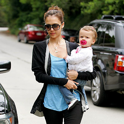 MOMMY TIME photo | Jessica Alba