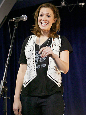 A NEW TUNE photo | Mandy Moore