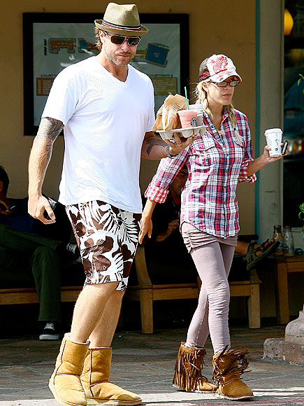 SOLE MATES photo | Dean McDermott, Tori Spelling