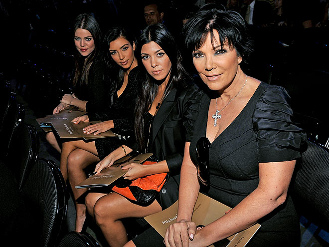 PAYING THEIR RESPECTS photo | Khloe Kardashian, Kim Kardashian