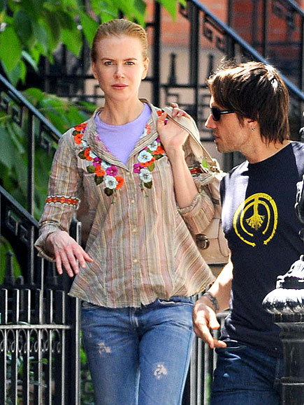 SWEET STROLL photo | Nicole Kidman