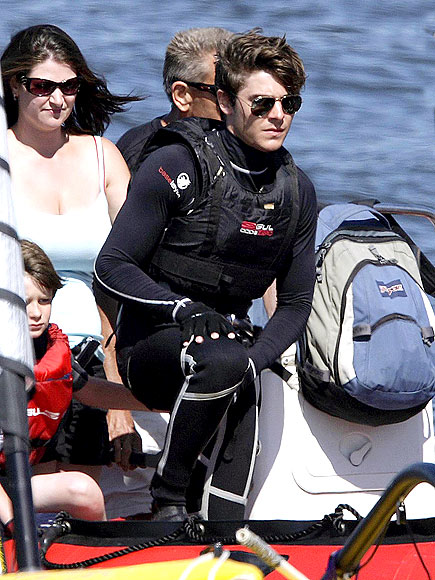 DIVE RIGHT IN photo | Zac Efron