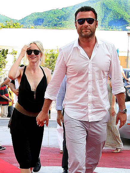 FESTIVAL GOERS photo | Liev Schreiber, Naomi Watts