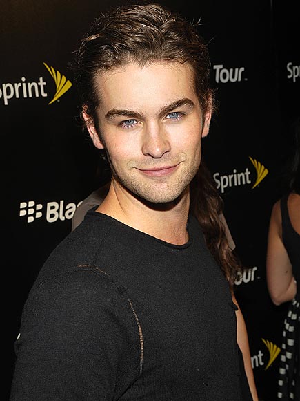 ON HIS OWN photo Chace Crawford