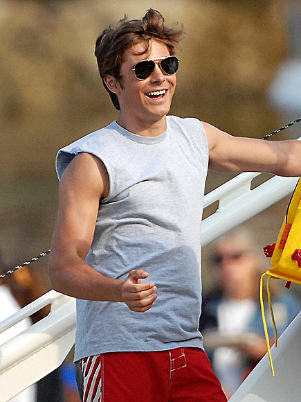 SMOOTH SAILING photo | Zac Efron