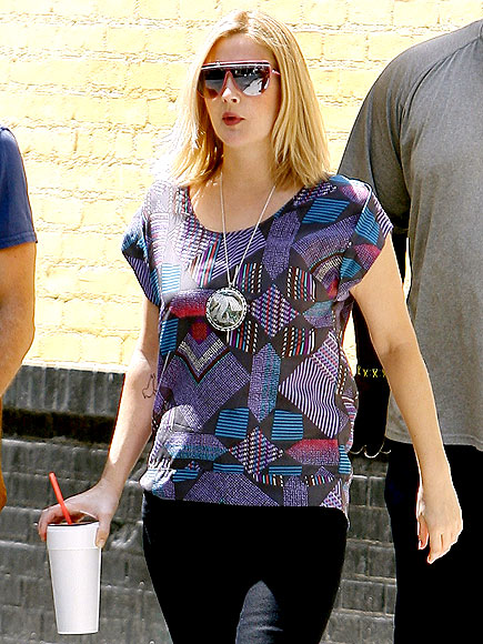FEELING SHADY photo | Drew Barrymore