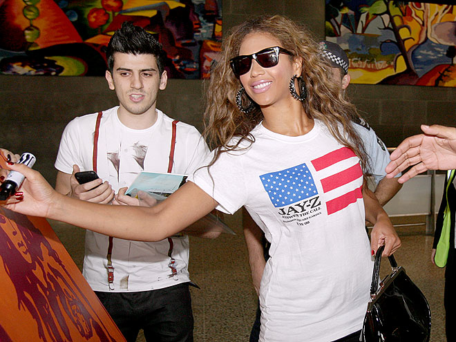 UNITED FRONT photo | Beyonce Knowles