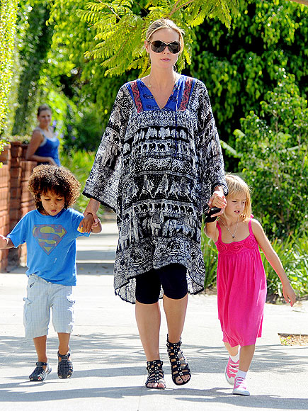 HANDS ON photo | Heidi Klum