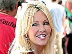Lindsay Goes Shopping in Paris | Lindsay Lohan