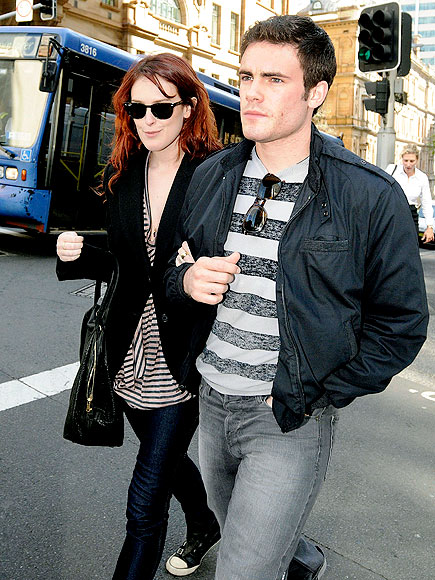 SHE'S HOOKED! photo | Rumer Willis