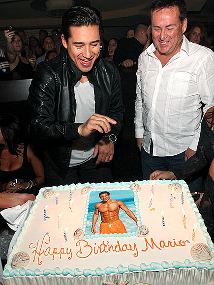 TAKE THE CAKE photo | Mario Lopez