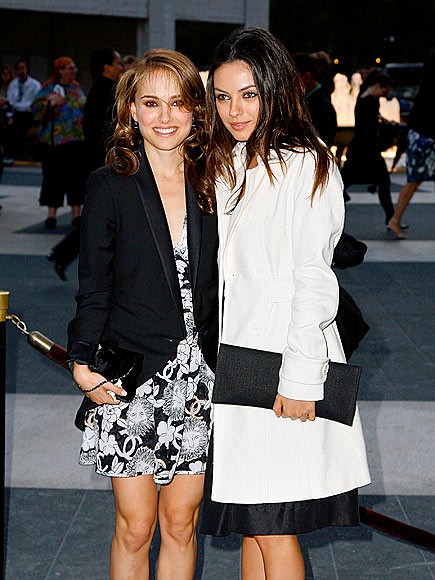 PAS DE DEUX photo | Mila Kunis, Natalie Portman