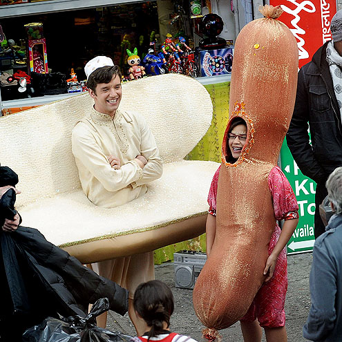 HOT DIGGITY DOG! photo | America Ferrera, Michael Urie