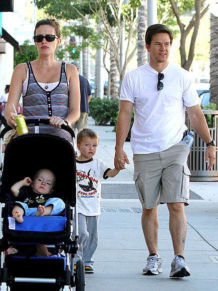 GOOD VIBRATIONS photo | Mark Wahlberg