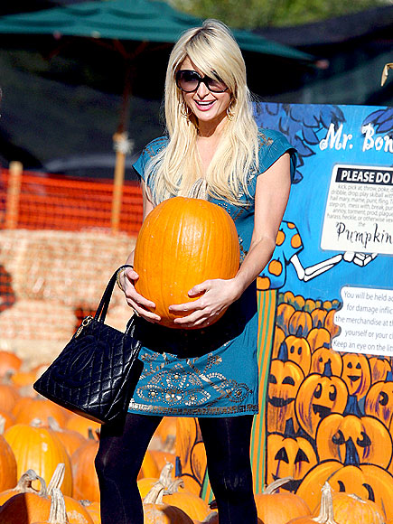 PATCH WORK photo | Paris Hilton