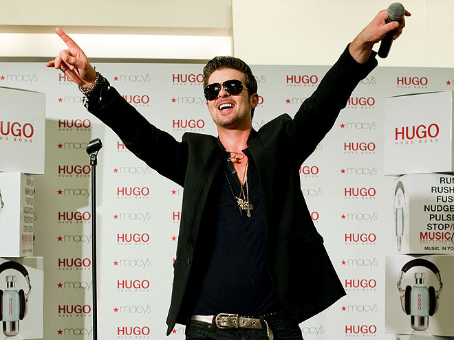 WHO'S THE BOSS photo | Robin Thicke