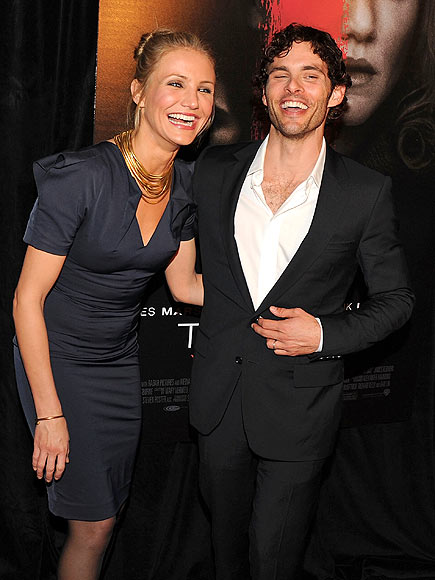 'BOX' CUT-UPS photo | Cameron Diaz, James Marsden