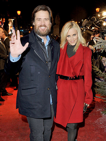 SEASON'S GREETINGS photo | Jenny McCarthy, Jim Carrey