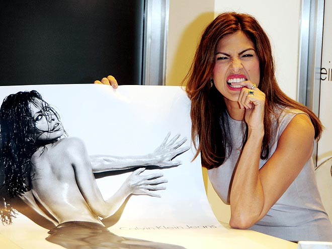 DOUBLE UP photo | Eva Mendes