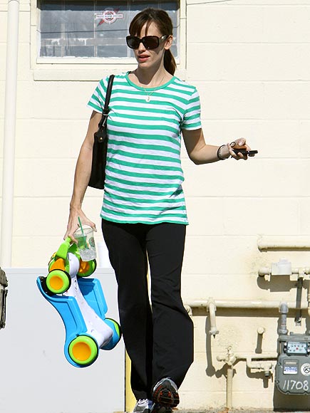 SWEET RIDE photo | Jennifer Garner