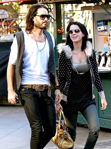 CITY WALK photo | Katy Perry, Russell Brand