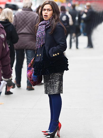 FAMOUS FOOTWEAR photo | America Ferrera