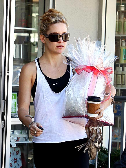 BALANCING ACT photo | Kate Hudson