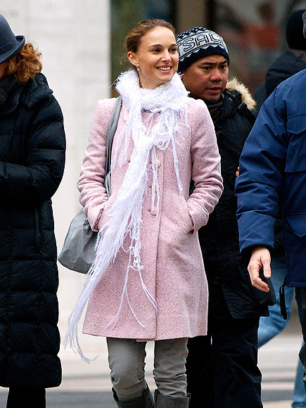 PRETTY IN PINK photo | Natalie Portman