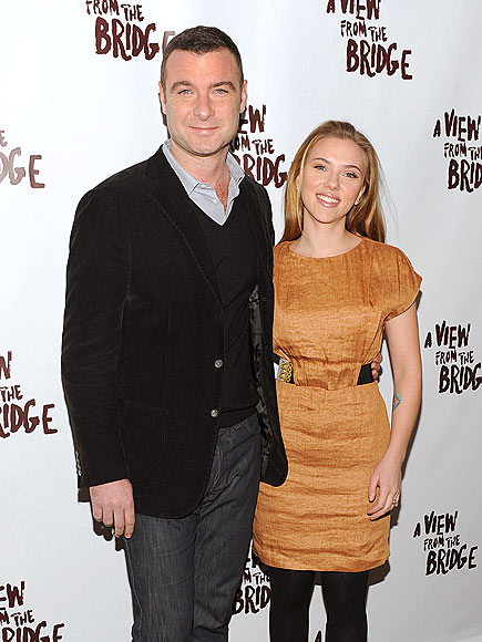 THEATER BUFFS photo | Liev Schreiber, Scarlett Johansson