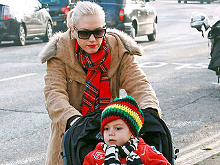 Star Tracks: Star Tracks: Tuesday, December 15, 2009 | Gwen Stefani, Kingston Rossdale