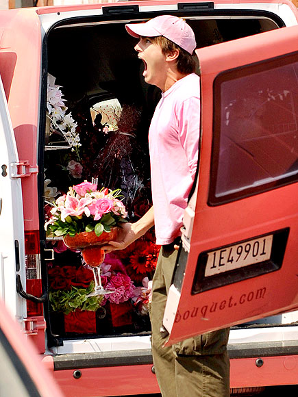 OMG, FLOWERS! photo | Ashton Kutcher
