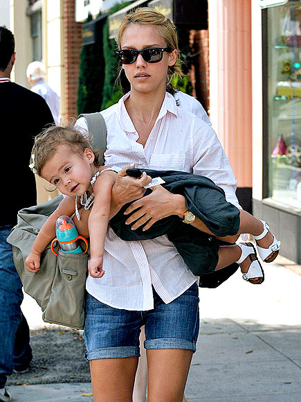 CARRIED AWAY photo | Jessica Alba