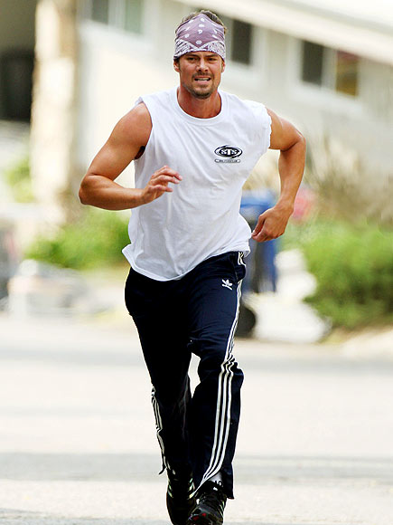 RUNNING MAN photo | Josh Duhamel