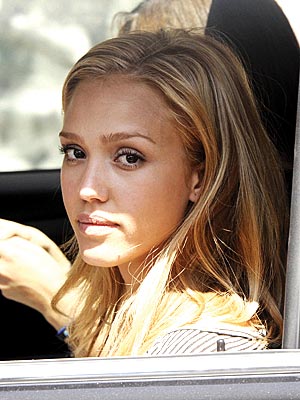 jessica alba blonde hair