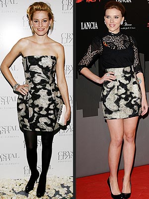 ELIZABETH VS. SCARLETT photo | Elizabeth Banks, Scarlett Johansson