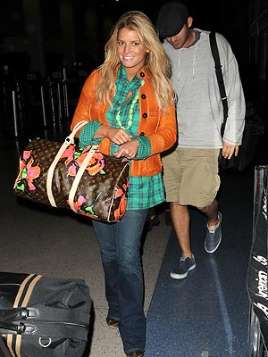 Stars' Airport Style - JESSICA ...