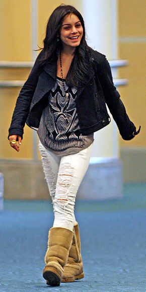 vanessa hudgens style pictures. VANESSA HUDGENS photo